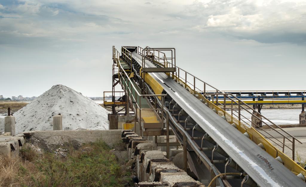 Najczęstsze błędy przy wyborze taśmy przenośnikowej: jak ich uniknąć?